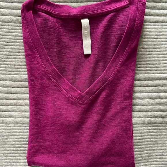Athleta V-Neck Short Sleeve Shirt - Picture 1 of 3